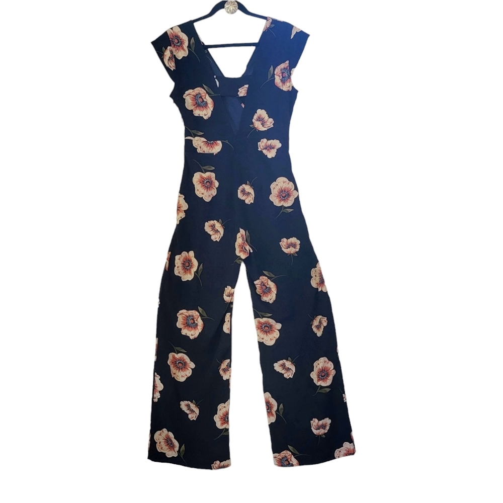 BLU PEPPER Short Sleeve Floral Print Pant Romper Medium